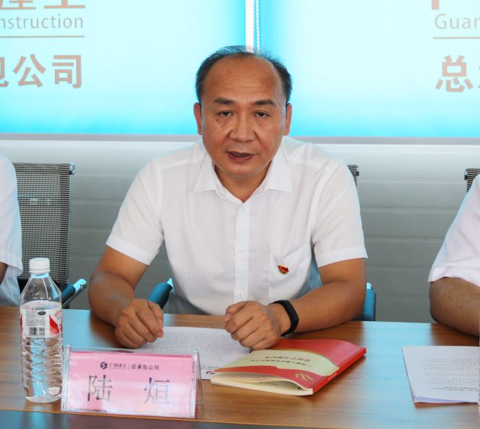 陆烜上党课。 黄璐璐 摄.jpg