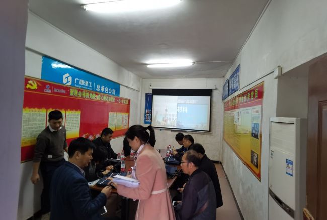1银川交警住宅项目查抄资料。林磊 摄.jpg