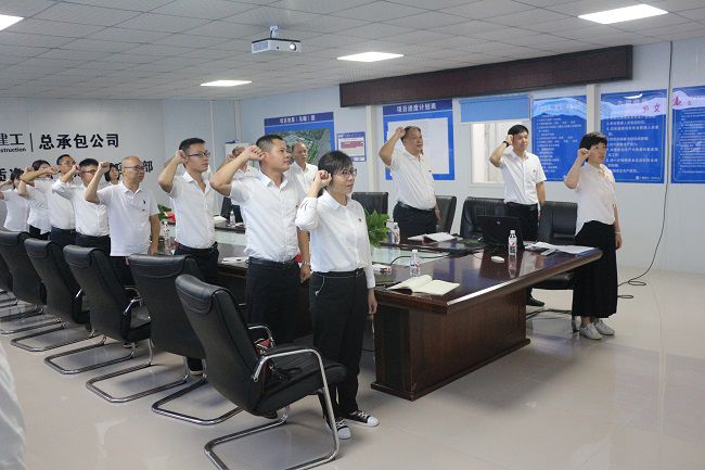 沉温入党誓词。张钊林 摄（建图）.jpg