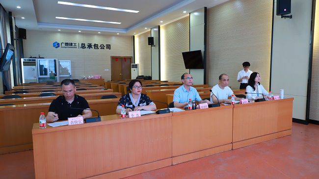 竞选会评委。李立云 摄（建图）.jpg