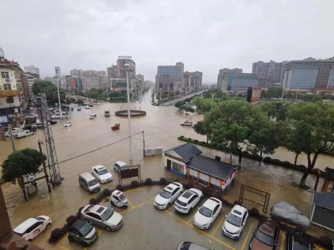 暴雨后的富川县。谭山泉 摄（建图）.jpg