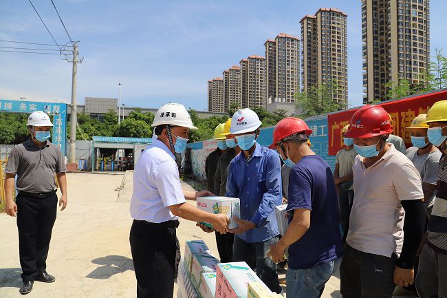 活动现场。杨钰 摄（建图）.jpg