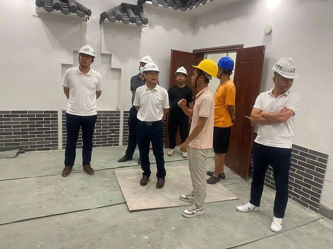 领导现场。赵龙斌 摄（建图）.jpg