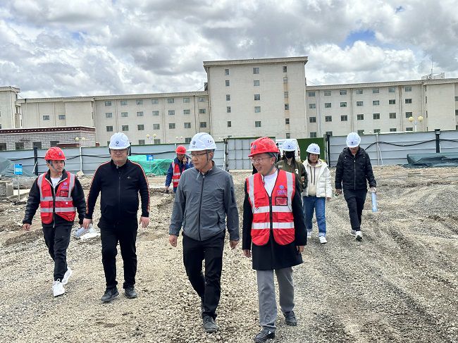 查抄现场。许忠德 摄（建图）.jpg