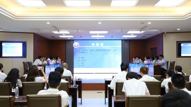抢答环节。杨钰 摄（建图）.jpg