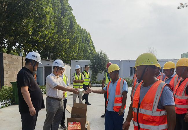 活动现场。杨醒晨 摄（建图）.jpg