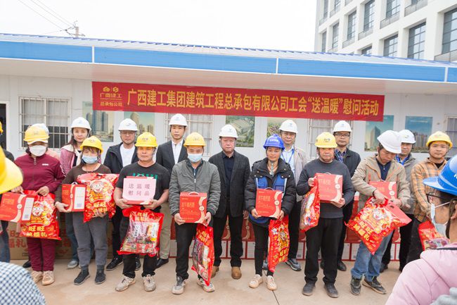 现场所影留想。郭奎君摄（建图）.jpg