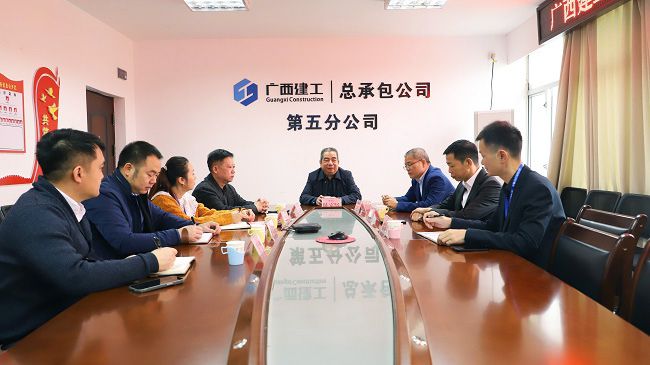 座谈现。ńㄍ迹1.jpg